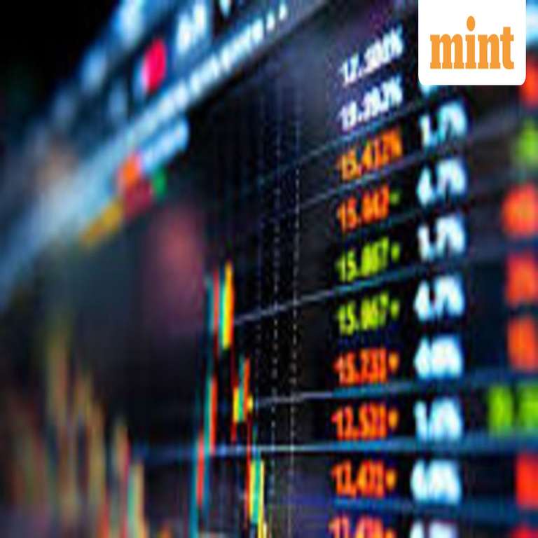 The Indian Rupee's Resilience Amid Global Dollar Dynamics