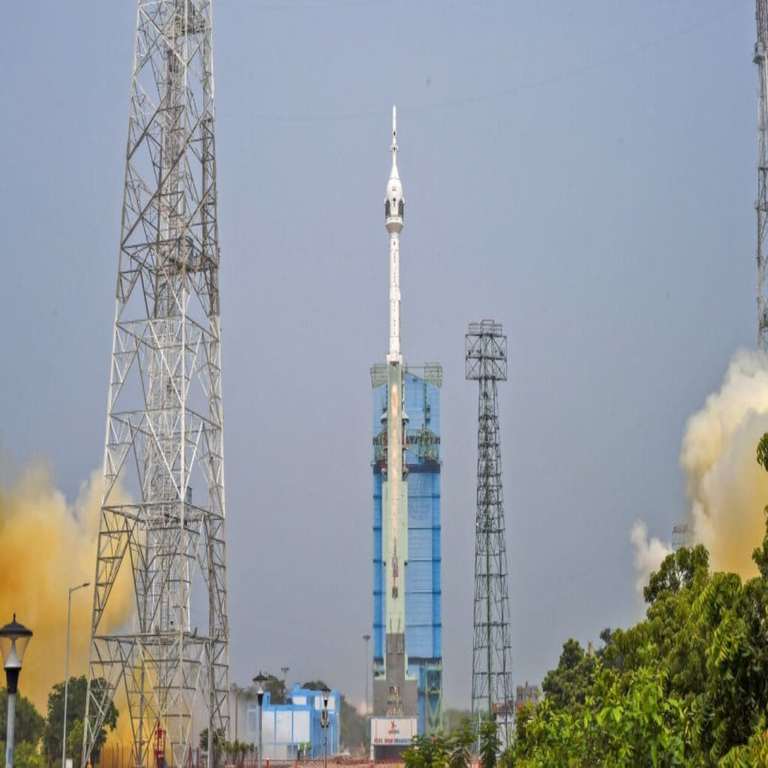 2026: A Pivotal Year for Human Space Exploration with Gaganyaan and Artemis-II