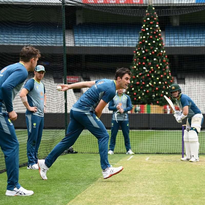 Australia Opts for Pace Attack in Boxing Day Test as Smith Returns