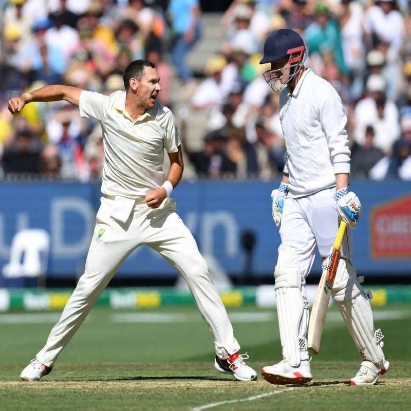 Seam-Friendly Conditions and Bowling Prowess Define Dramatic Ashes Test Opening