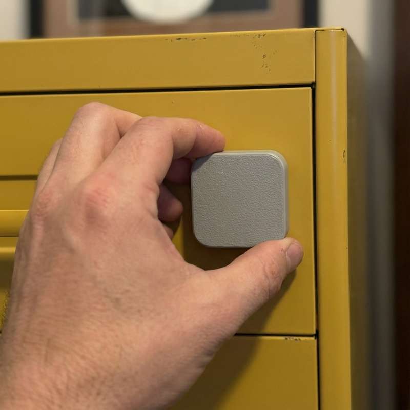 The Brick: A Shared Solution for Digital Detox in the Household